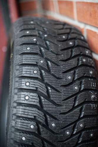 фото протектора и шины Ice Blazer WST3 Шина Sailun Ice Blazer WST3 275/40 R20 106T